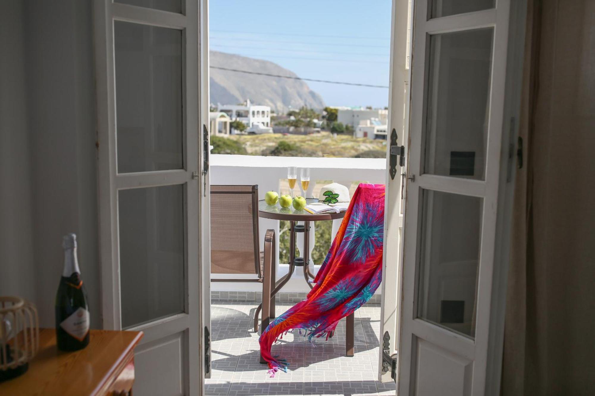 Pension St.George Rooms & Studios Perivolos  Exterior foto