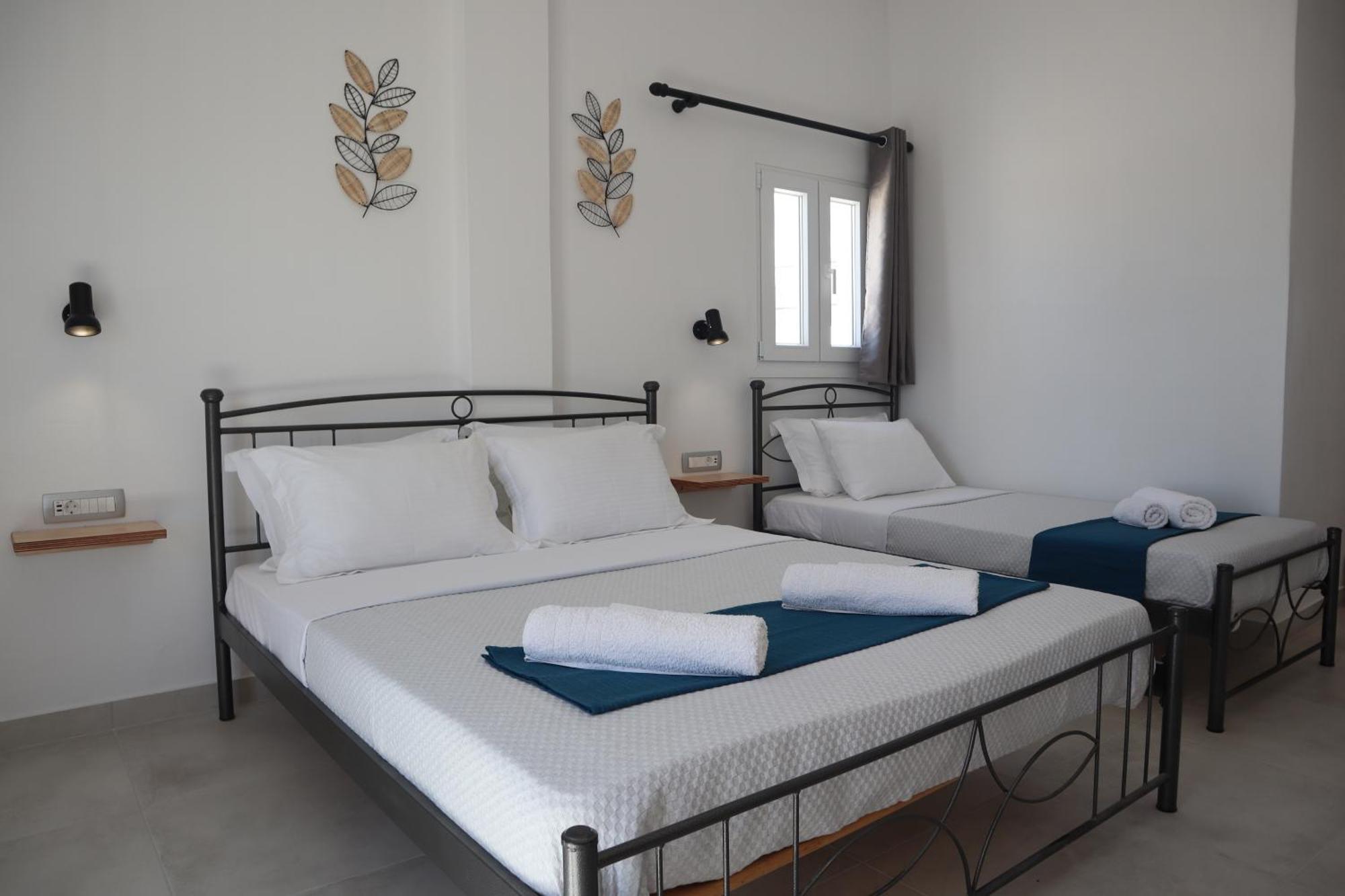 Pension St.George Rooms & Studios Perivolos  Exterior foto