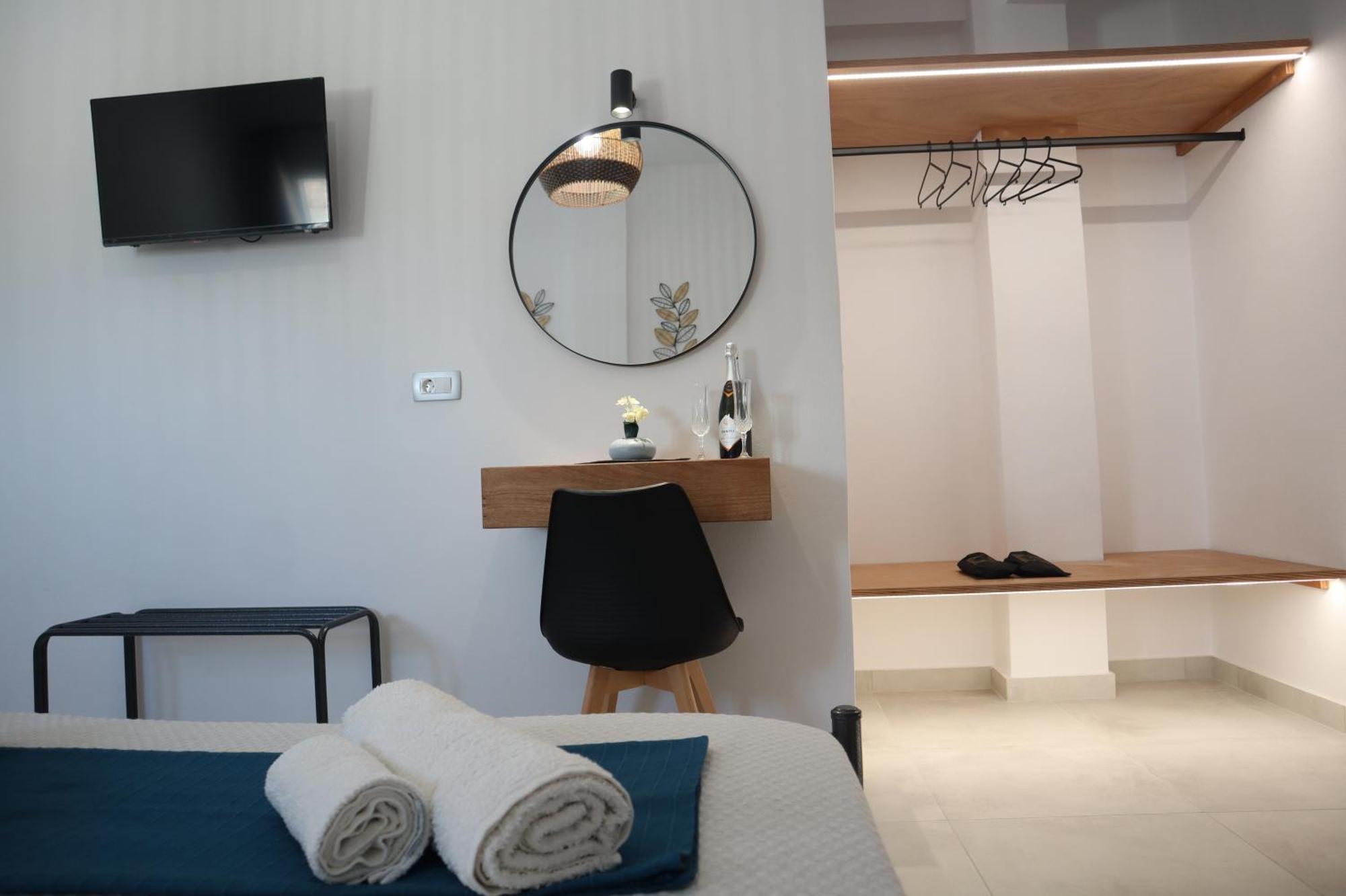 Pension St.George Rooms & Studios Perivolos  Exterior foto