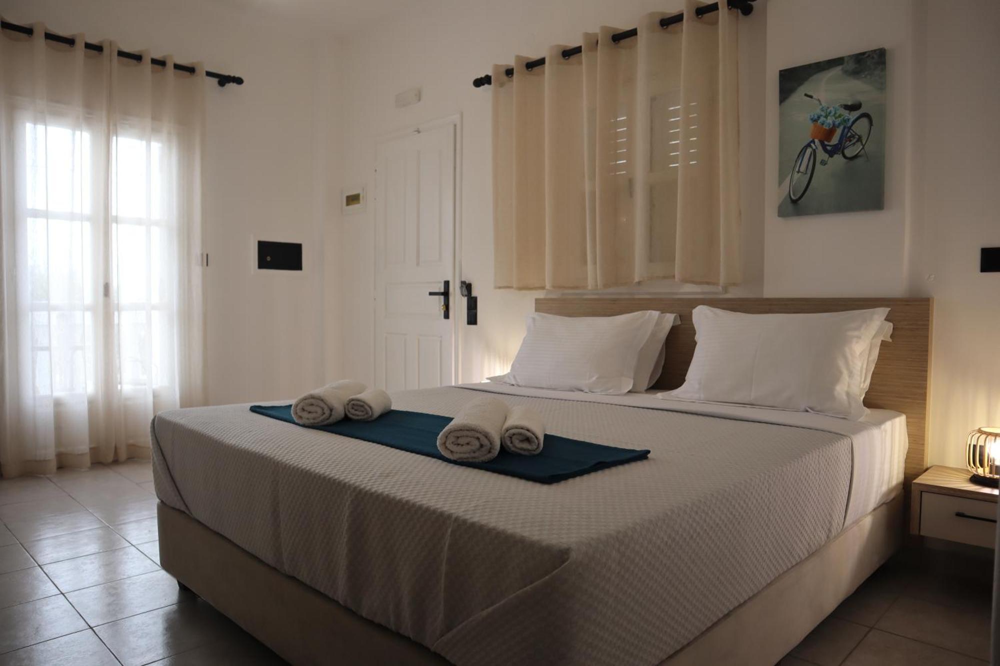 Pension St.George Rooms & Studios Perivolos  Exterior foto